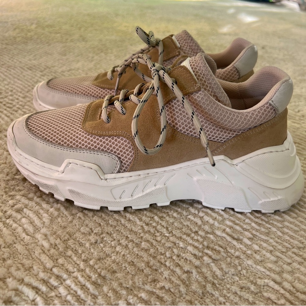 LÄST Chunky Neutral Sprint Mesh Insert Sneakers 👟